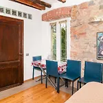 Deluxe Amazing View 6 Guests شقة لوغانو