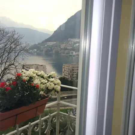 Διαμέρισμα Deluxe Amazing View 6 Guests